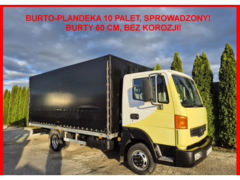 Utilitaire plateau NISSAN