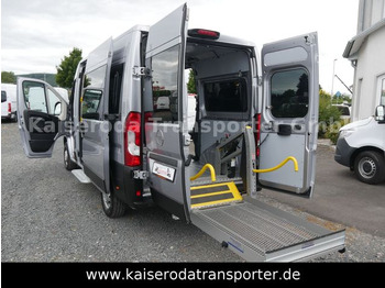 Utilitaire double cabine OPEL