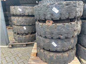 Pneus et jantes LIEBHERR