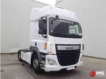 Tracteur routier DAF CF 460