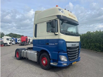 Tracteur routier DAF XF 460