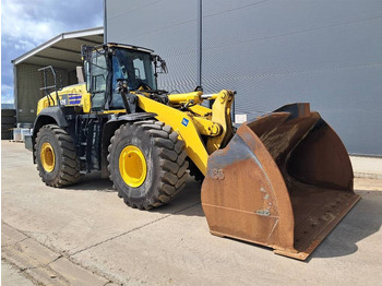 Chargeuse sur pneus KOMATSU WA475