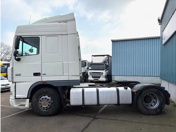 Crédit-bail de DAF XF 105.460 ATE SPACECAB 4x2 ONLY 835.500 KM (ZF-MANUAL GEARBOX / ZF-INTARDER / AIRCONDITIONING / EURO 5) DAF XF 105.460 ATE SPACECAB 4x2 ONLY 835.500 KM (ZF-MANUAL GEARBOX / ZF-INTARDER / AIRCONDITIONING / EURO 5): photos 4