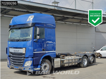 Camion porte-conteneur/ Caisse mobile DAF XF 460