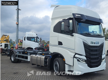 Crédit-bail de Iveco S-Way 460 4X2 NEW! BDF Navi ACC LED Automatic Euro 6 Iveco S-Way 460 4X2 NEW! BDF Navi ACC LED Automatic Euro 6: photos 3