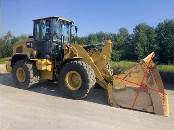 Chargeuse sur pneus CATERPILLAR 926M
