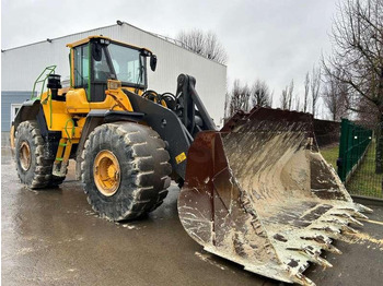 Chargeuse sur pneus VOLVO L220H