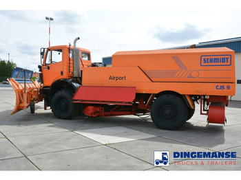 Engin de déneigement Mercedes-Benz SK 2031 4x4x4 Schmidt CJS9 airport sweeper snow plough: photos 2