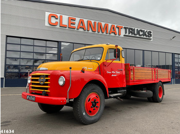 Camion plateau VOLVO