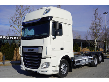 Camion porte-conteneur/ Caisse mobile DAF XF 480