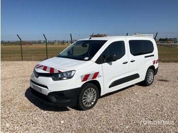 Minibus, Transport de personnes 2022 Toyota Proace City Verso 5 Passenger Van: photos 2