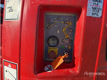 Nacelle articulée 2008 Haulotte HA15IP Electric Articulating Boom Lift: photos 5 Nacelle articulée 2008 Haulotte HA15IP Electric Articulating Boom Lift: photos 5