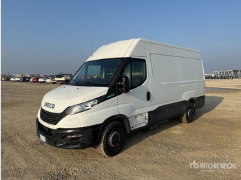 Camion fourgon IVECO Daily 35s14