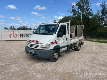 Utilitaire plateau RENAULT Mascott