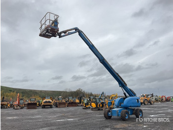 Nacelle articulée JLG