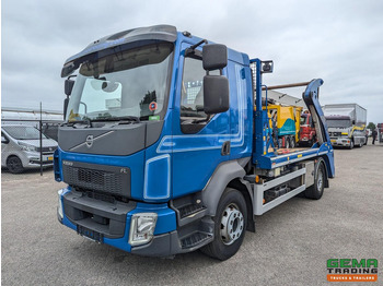 Camion multibenne VOLVO FL 240