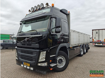 Camion plateau VOLVO FM 500