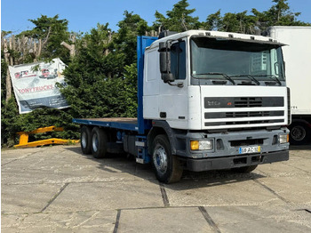 Camion plateau DAF 95 360