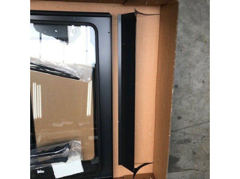 Fenêtre et pièces pour Matériel de manutention neuf FRONT + ROOF PANEL FOR KOMATSU: photos 5