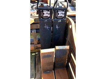 Fourches Griptech Kooi Reach forks: photos 3 Fourches Griptech Kooi Reach forks: photos 3