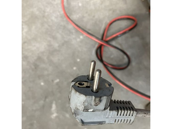 Système électrique pour Matériel de manutention Hawker 24V/40A: photos 5