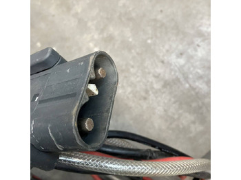 Pièces de rechange pour Matériel de manutention Hawker 24V/72A Lifetech TC1LT: photos 5 Pièces de rechange pour Matériel de manutention Hawker 24V/72A Lifetech TC1LT: photos 5