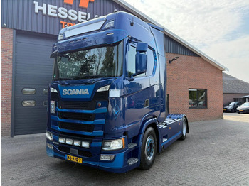 Tracteur routier SCANIA S 450
