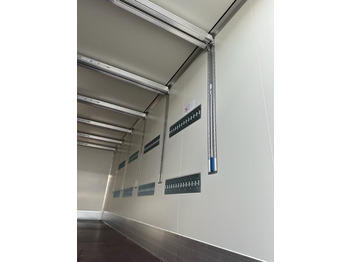 Carrosserie fourgon neuf Krone BDF-System 7.450 mm, Portaltüren, FABRIKNEU: photos 4 Carrosserie fourgon neuf Krone BDF-System 7.450 mm, Portaltüren, FABRIKNEU: photos 4