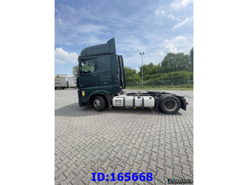 Tracteur routier MERCEDES-BENZ Actros 1843