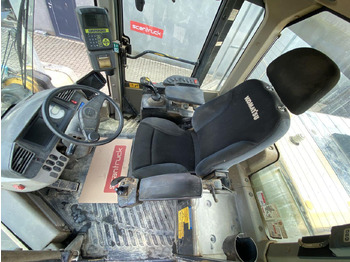 Chargeuse sur pneus Komatsu WA470-7: photos 3