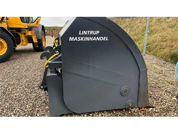 Machine agricole Volvo 5m3 Rauakoda Højtip skovl Rauakoda 5m3 højtip skov: photos 2 Machine agricole Volvo 5m3 Rauakoda Højtip skovl Rauakoda 5m3 højtip skov: photos 2