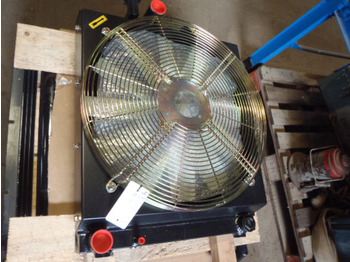 Radiateur pour Engins de chantier Nissens L10.5 -: photos 3