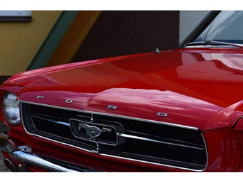 Voiture FORD