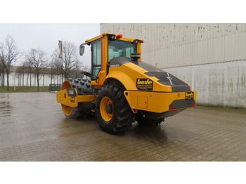 Compacteur à pieds de mouton/ Monocylindre Volvo SD 135 B: photos 4