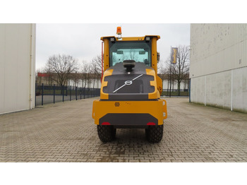 Compacteur à pieds de mouton/ Monocylindre Volvo SD 75 B: photos 3