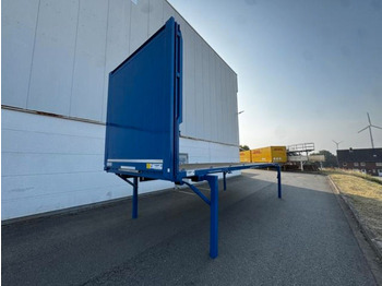 Carrosserie plateau KRONE