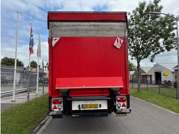 Semi-remorque fourgon Vogelzang Closed box steering axle 2.5 ton taillift set batteries: photos 5