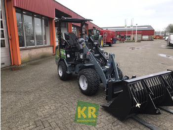 Valet de ferme neuf G2700E Giant: photos 3