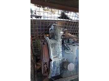 Boîte de vitesse et pièces SCANIA P94 P114 P124 8X4 8X6 8X8 GR 900 PTO BETONMISCHER: photos 4