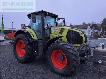Tracteur agricole CLAAS Axion 810