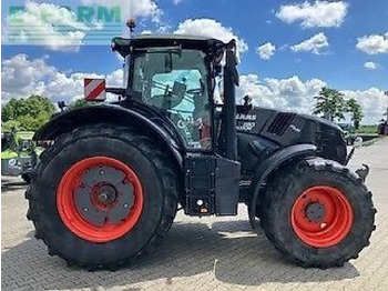 Tracteur agricole CLAAS Axion 810