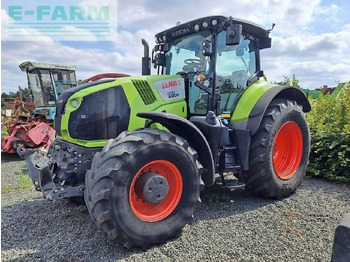 Tracteur agricole CLAAS Axion 830