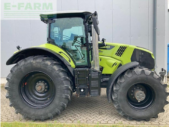 Tracteur agricole CLAAS Axion 830