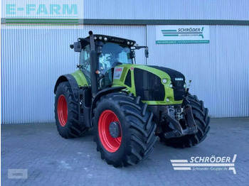 Tracteur agricole CLAAS Axion 920
