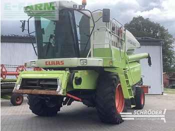 Moissonneuse-batteuse CLAAS Dominator