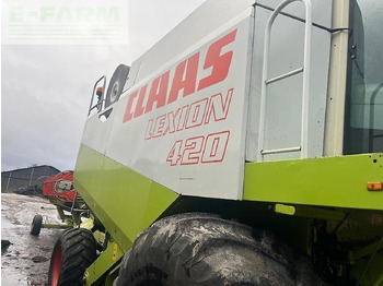 Moissonneuse-batteuse CLAAS Lexion