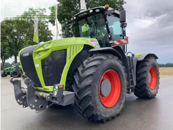 Tracteur agricole CLAAS Xerion 5000