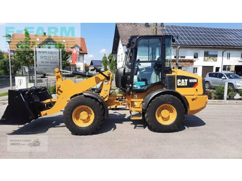 Mini pelle CATERPILLAR 908M