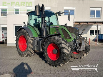 Tracteur agricole FENDT 516 Vario