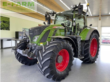 Tracteur agricole FENDT 718 Vario